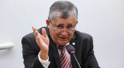 O deputado federal José Guimarães, anunciado por Lula como novo ministro da SRI — Foto: Pablo...