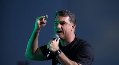 O senador Flávio Bolsonaro (PL) — Foto: Edilson Dantas / Agência O Globo/16/05/2026