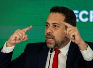Guilherme Boulos, ministro-chefe da Secretaria-Geral da Presidência da República, disse que epi...