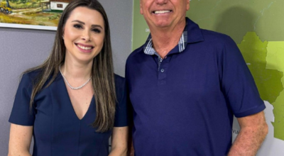 A deputada federal Carol de Toni e o ex-presidente Jair Bolsonaro — Foto: Divulgação