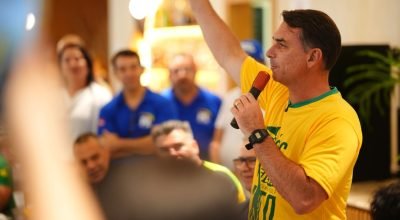 Flavio Bolsonaro em evento em Belém, no Pará — Foto: Vittor Sales/Divulgação Campanha Fláv...