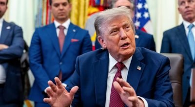 O presidente Donald Trump durante uma coletiva de imprensa no Salão Oval da Casa Branca, em Wash...