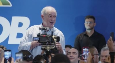 Ciro Gomes em evento de filiação ao PSDB — Foto: Reprodução
